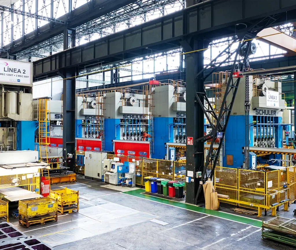 Galeria_Proceso_Estampacion-1_Rubi_Automotive