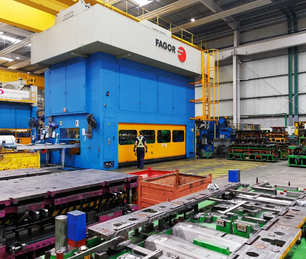 Galeria_Proceso_Estampacion-9_Rubi_Automotive